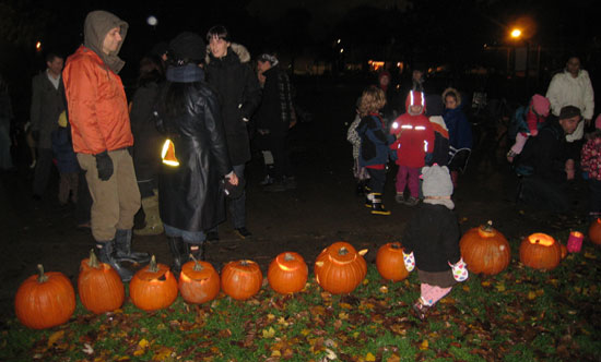 Pumpkin-Parade-2012-1