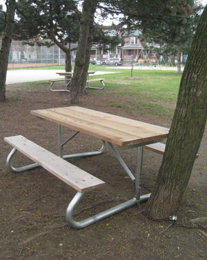 new-picnic-tables